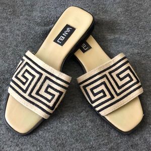 Van Eli printed sandals